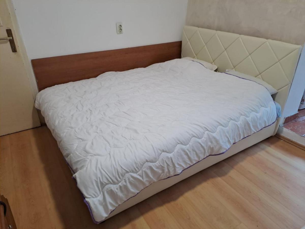 Apartmani Gordana 巴尔 外观 照片